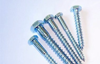 國內(nèi)精密六角法蘭螺釘行業(yè)特點