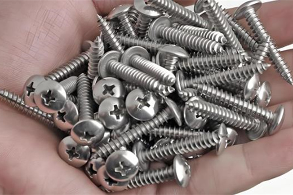 選對(duì)自攻螺釘生產(chǎn)廠家，可節(jié)省成本！ 圖1