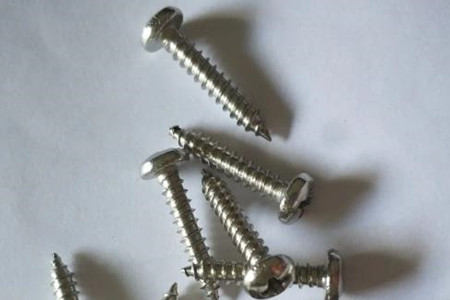 哪里可以找到報(bào)價(jià)便宜的三角螺釘供應(yīng)商？