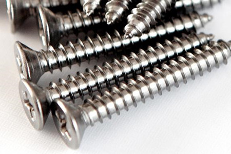 自攻螺釘要先打孔嗎？由使用條件而定！